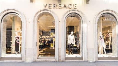 versace clearance store.